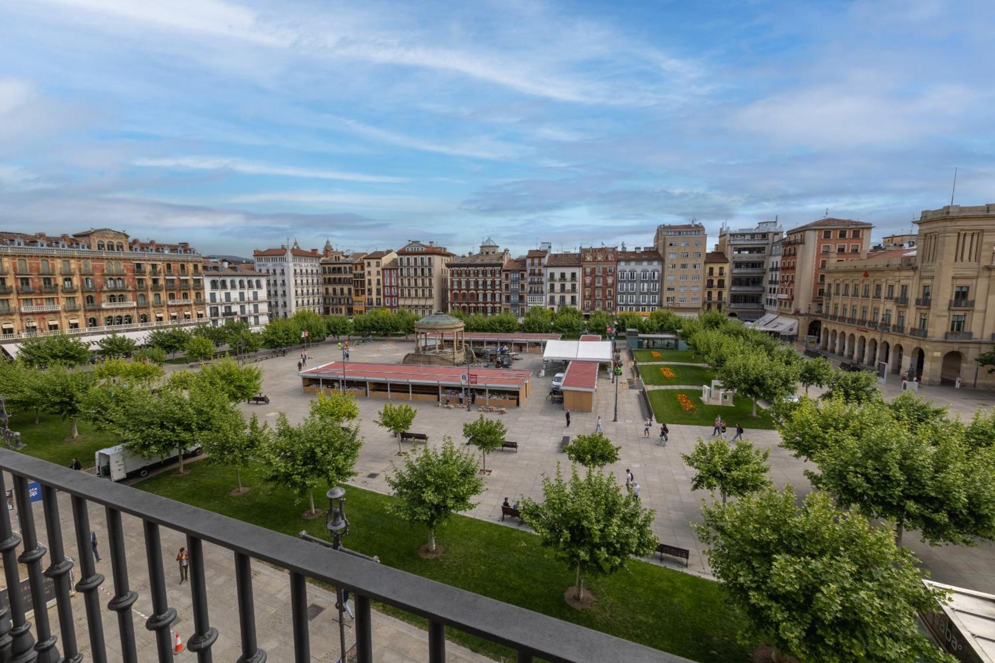 דירות פמפלונה Tuapartamento Gran Boutique - Centro Ciudad Plaza Del Castillo מראה חיצוני תמונה